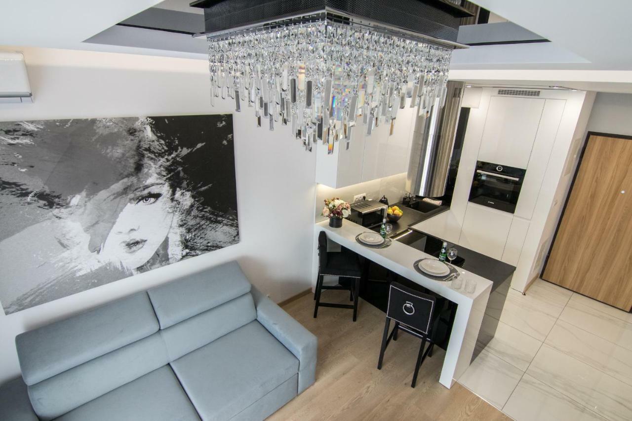 Crystal Luxury Apartments Rakowicka 22H Krakow Ngoại thất bức ảnh